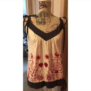 Beautiful, unique tank top - bin 3